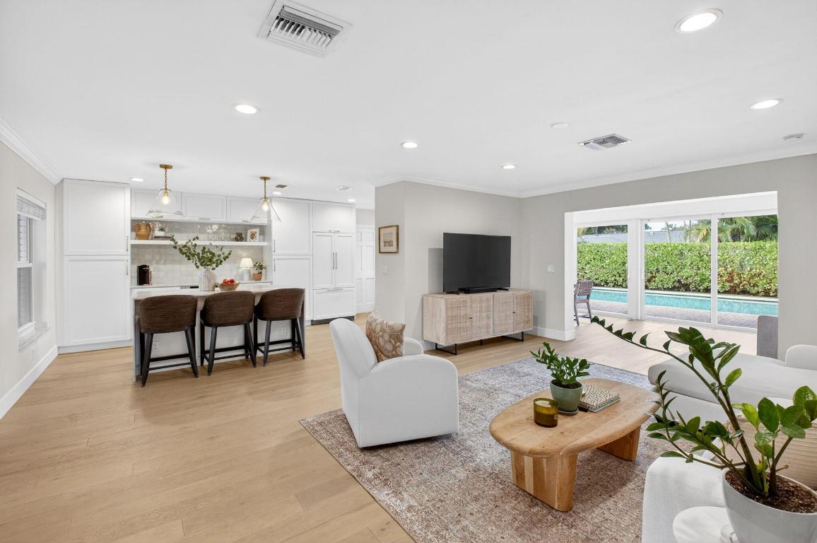 MISSION HILL - Residential