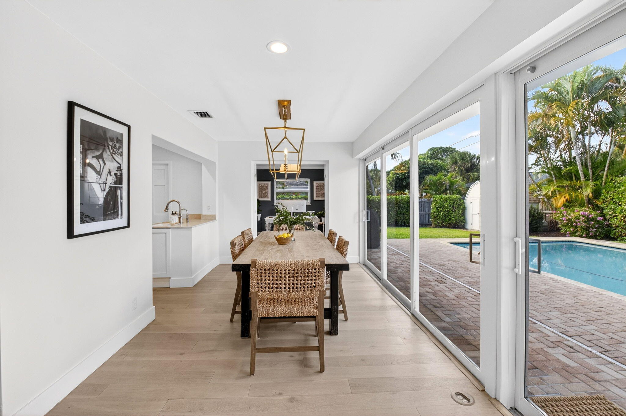 MISSION HILL - Residential