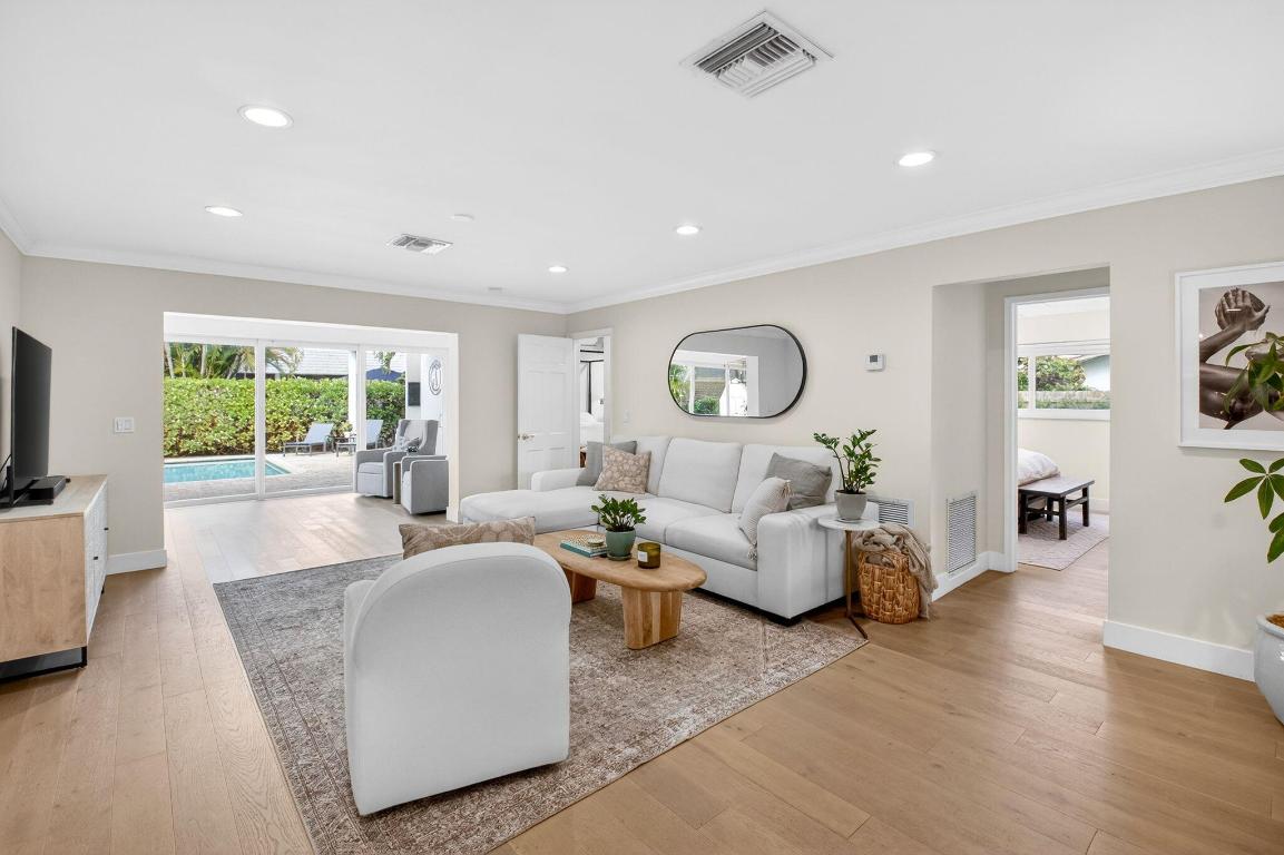 MISSION HILL - Residential