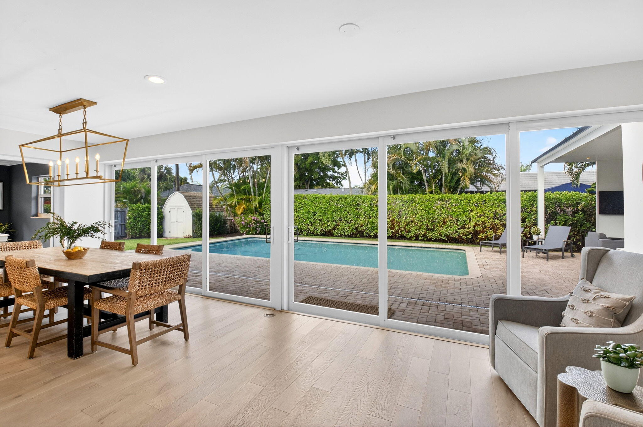 MISSION HILL - Residential