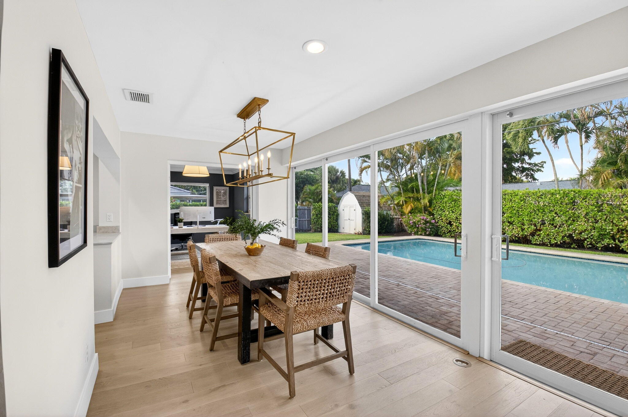 MISSION HILL - Residential