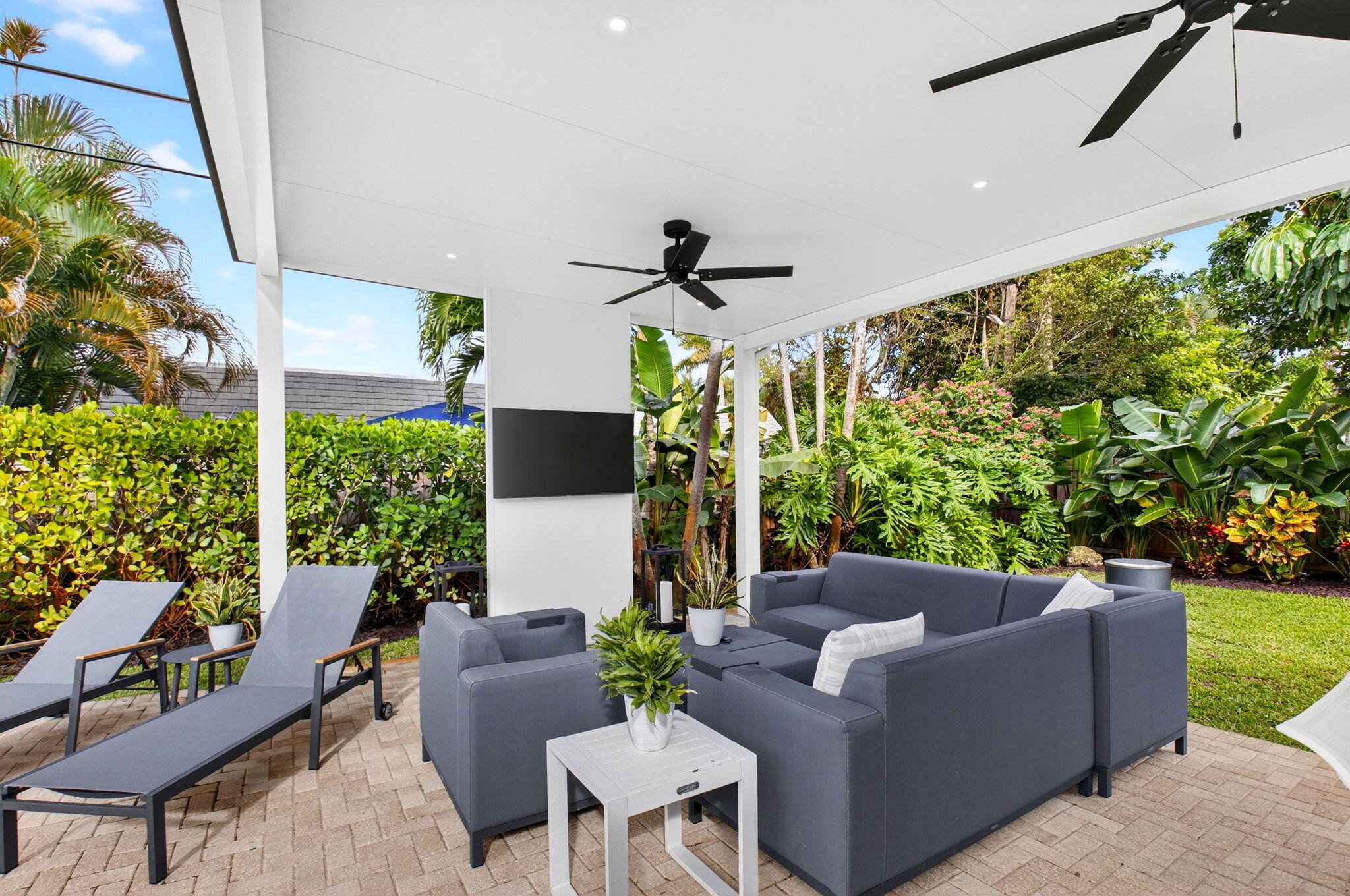 MISSION HILL - Residential