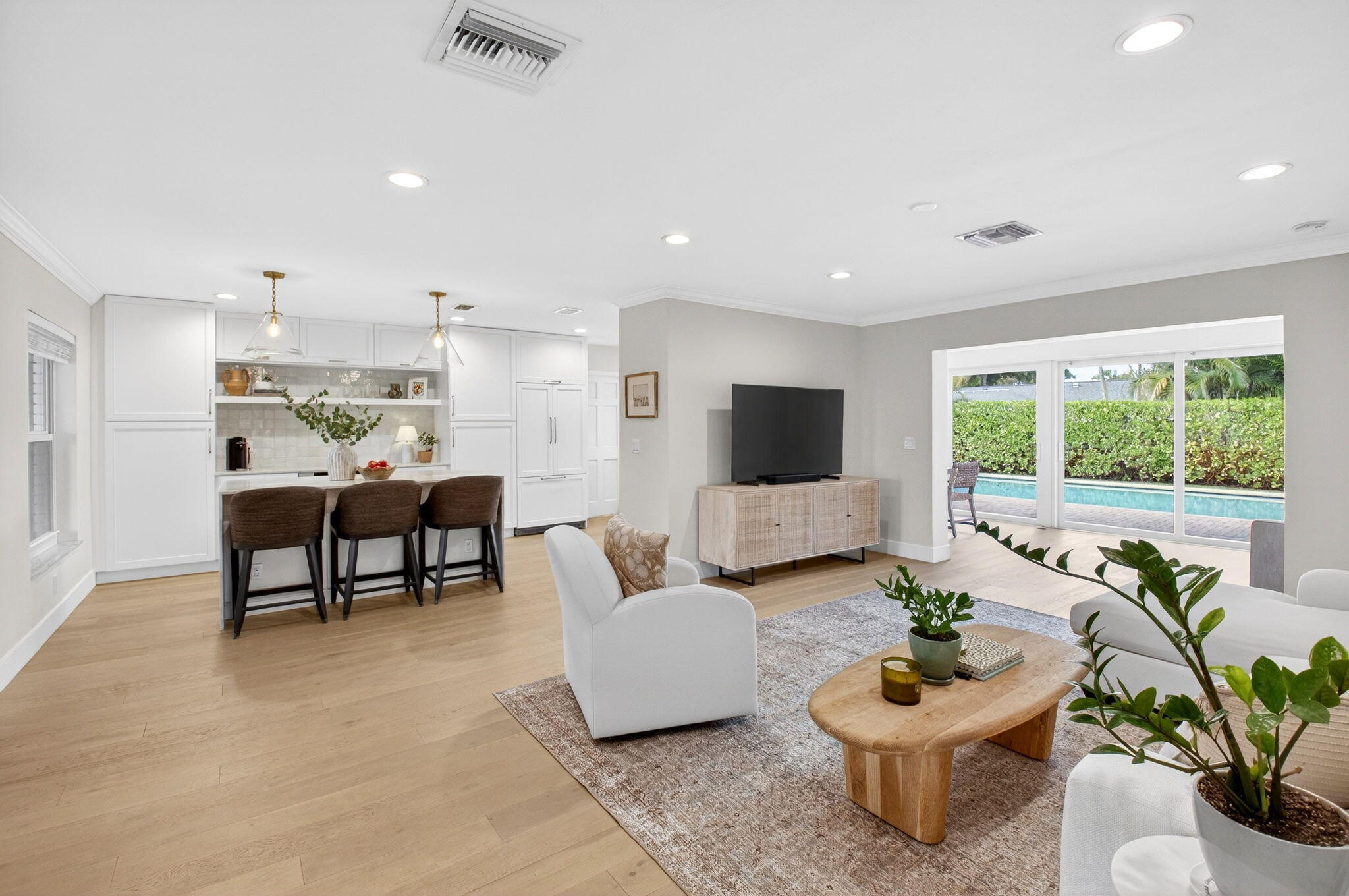 MISSION HILL - Residential