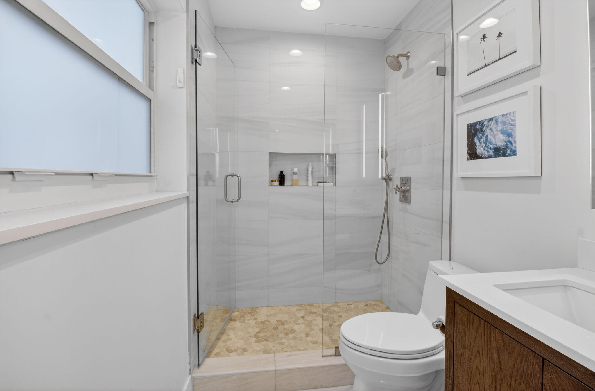 MISSION HILL - Residential