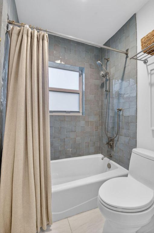 MISSION HILL - Residential