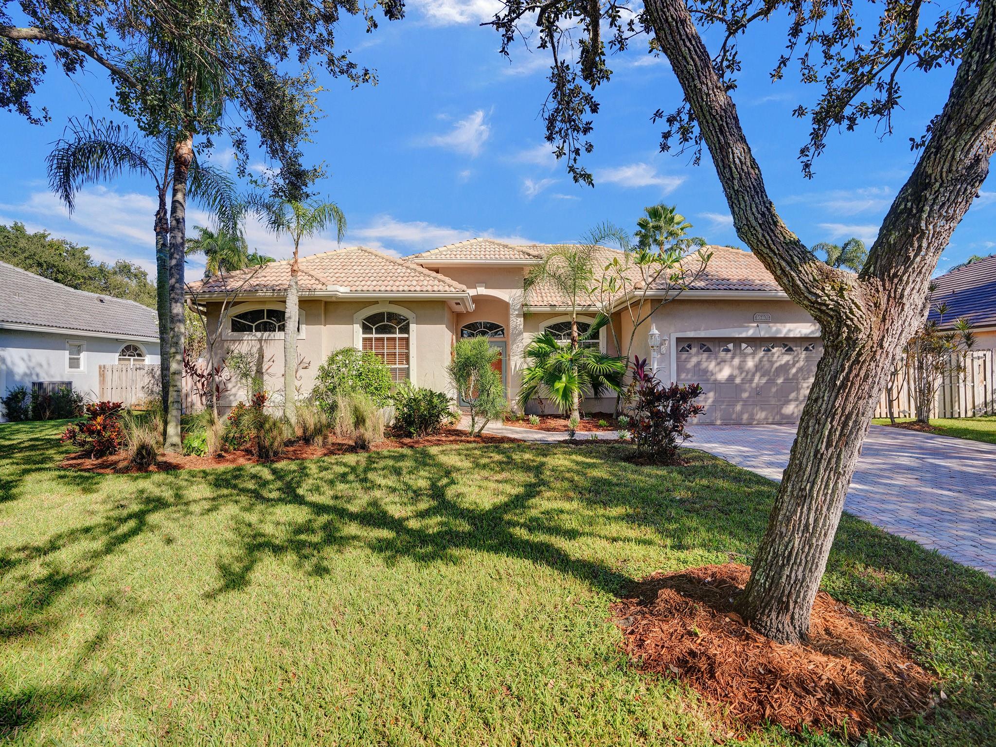 Estates Of Stirling Lake - Residential