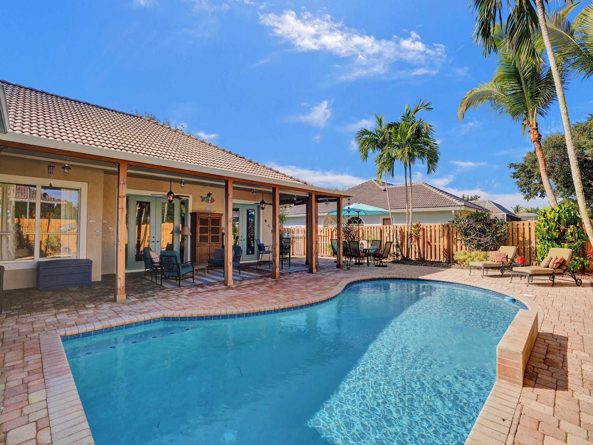 Estates Of Stirling Lake - Residential