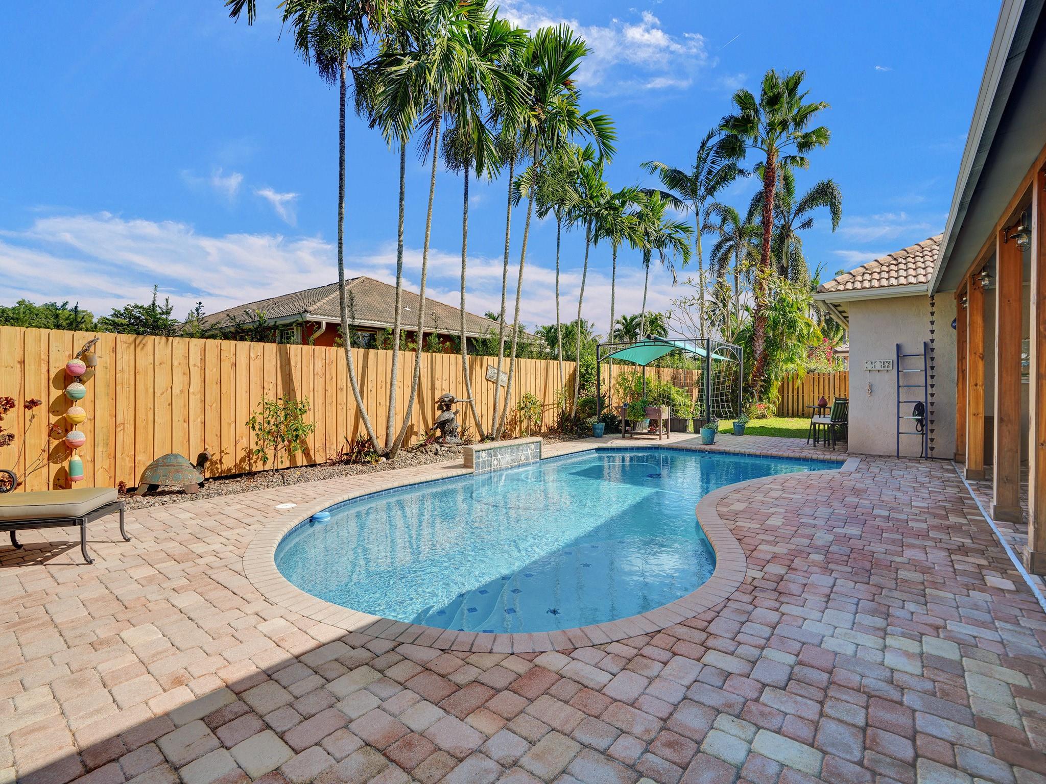 Estates Of Stirling Lake - Residential