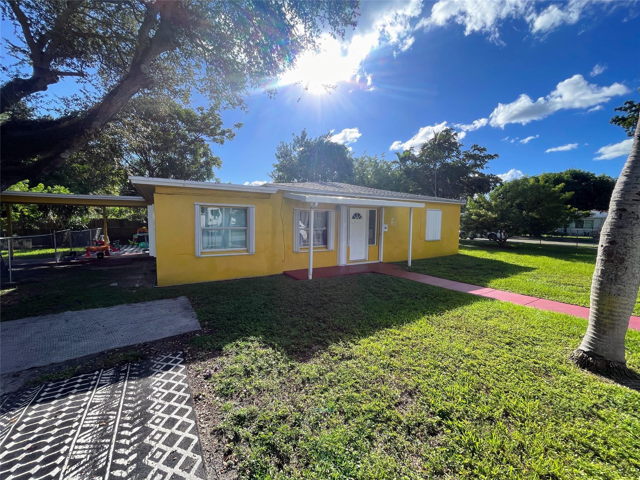 14215-14225 NE 9th Ave