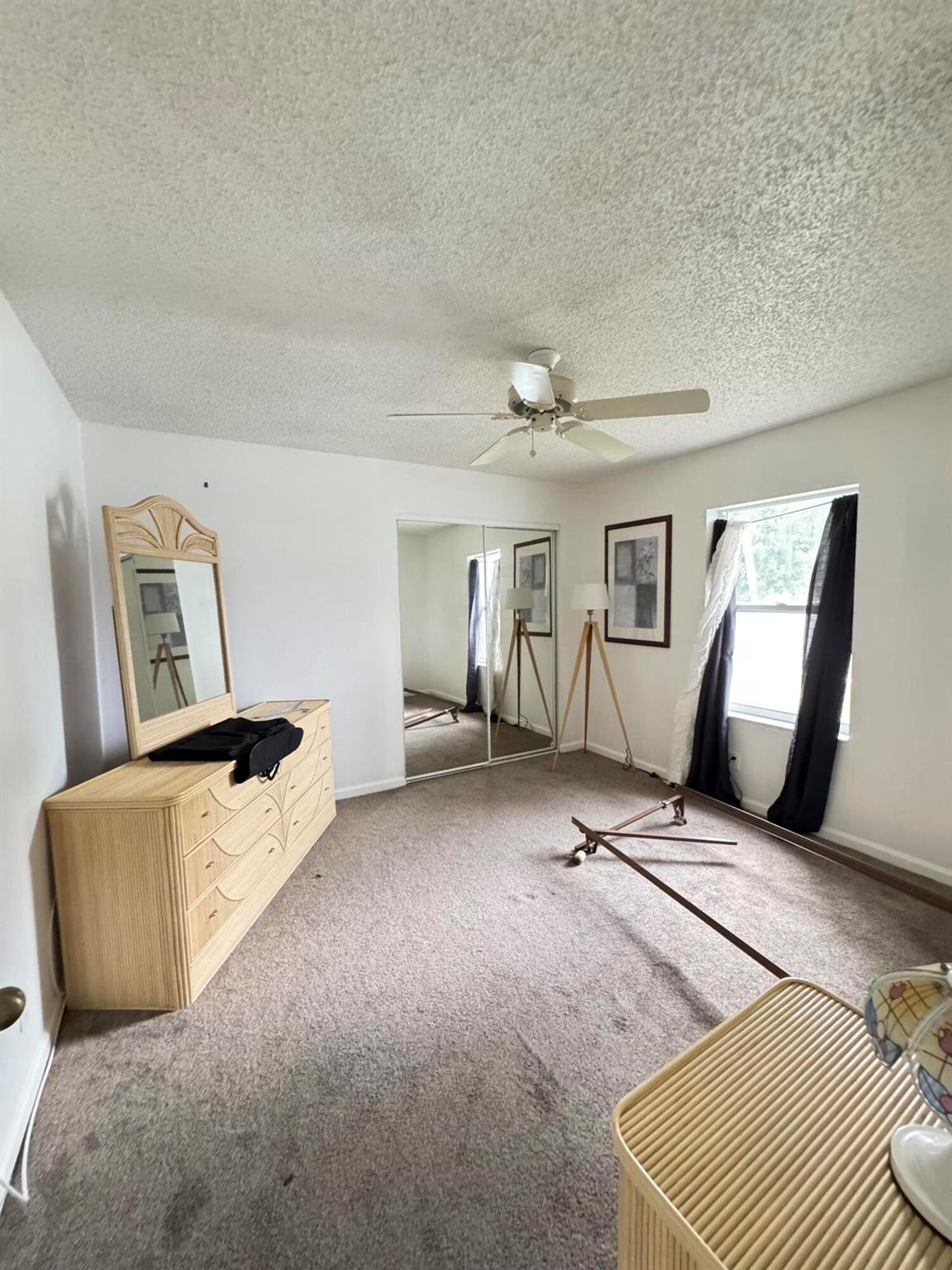 Boynton Beach, Florida 33436, United States, 3 Bedrooms Bedrooms, ,2 BathroomsBathrooms,Residential,Pending,209644