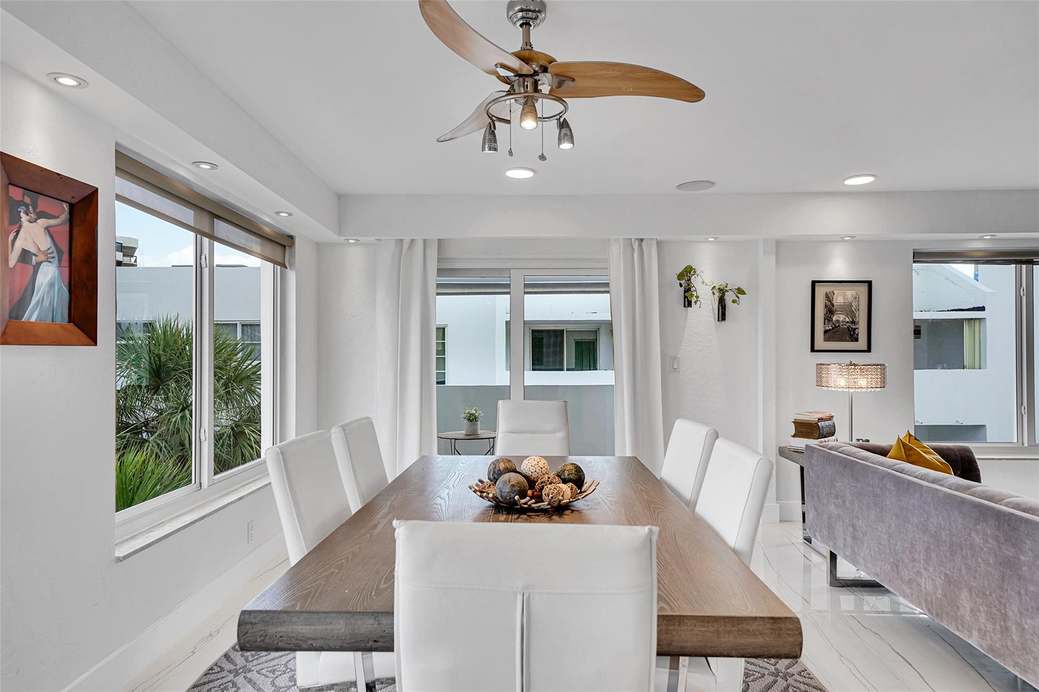 HARBOR'S EDGE OF POMPANO - Residential