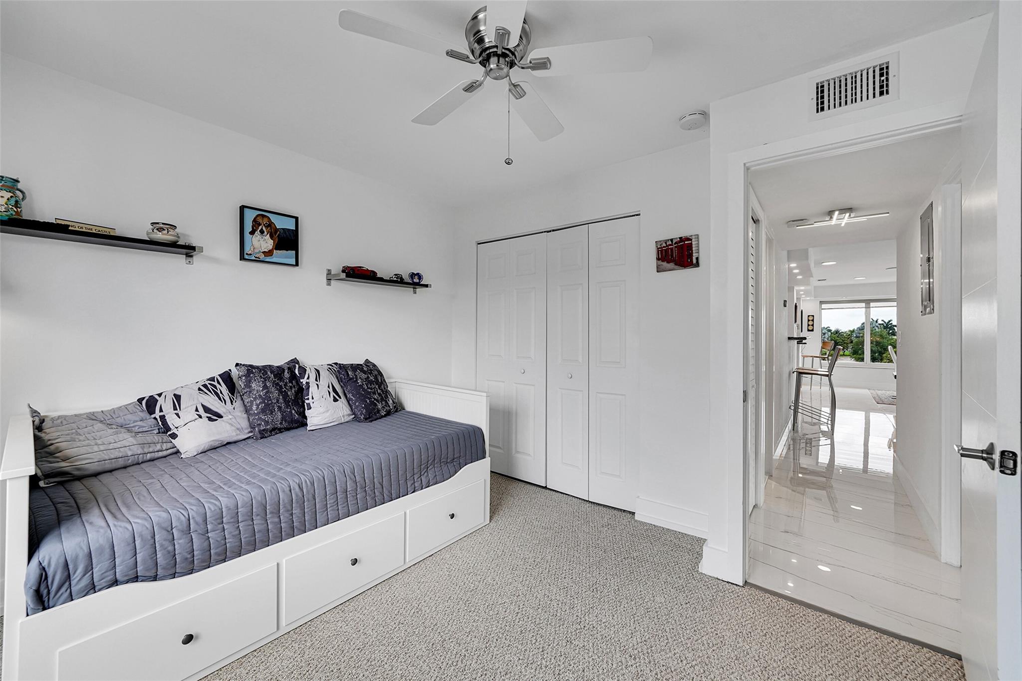 HARBOR'S EDGE OF POMPANO - Residential