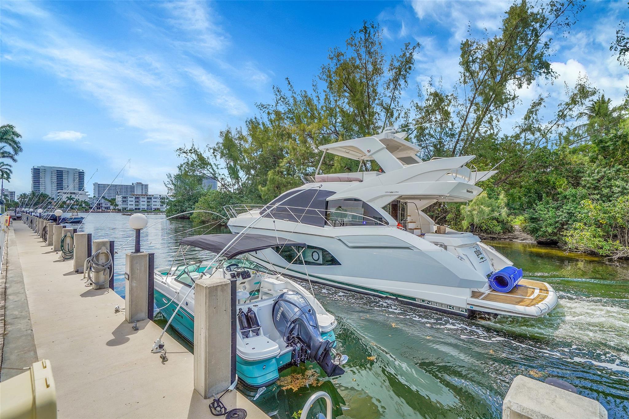 View photos, virtual tours, details... 2860 NE 14th Street Cswy D401