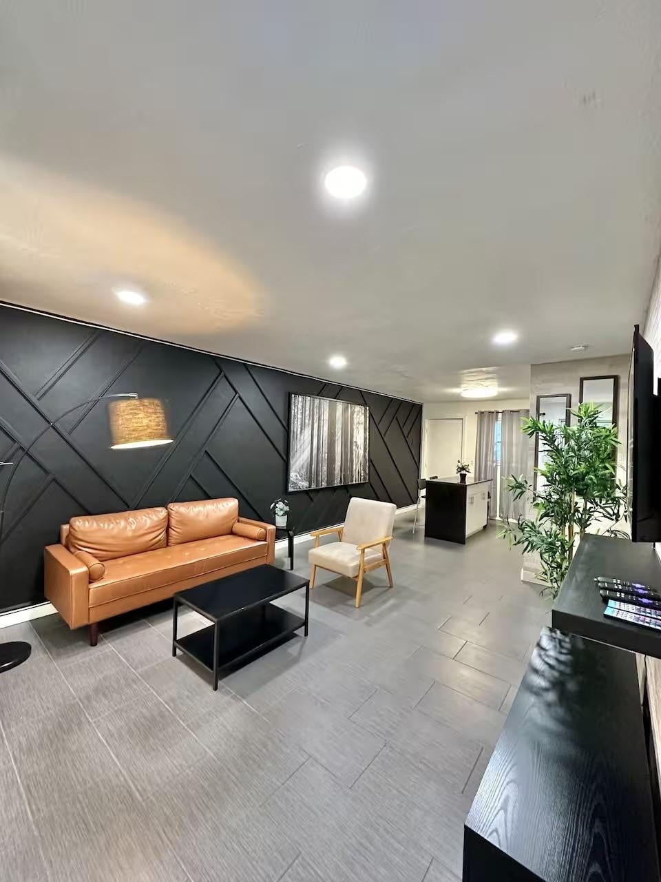 Photo of 1501 N Federal Highway, Lake Worth Beach, FL 33460 (MLS # F10517521)