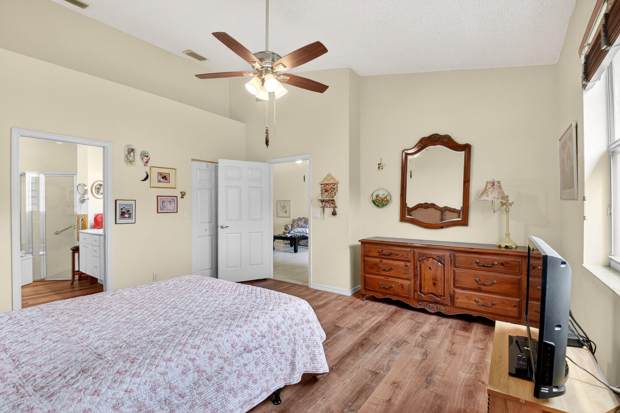 FLORAL LAKES PH 3 AND 4 - Residential