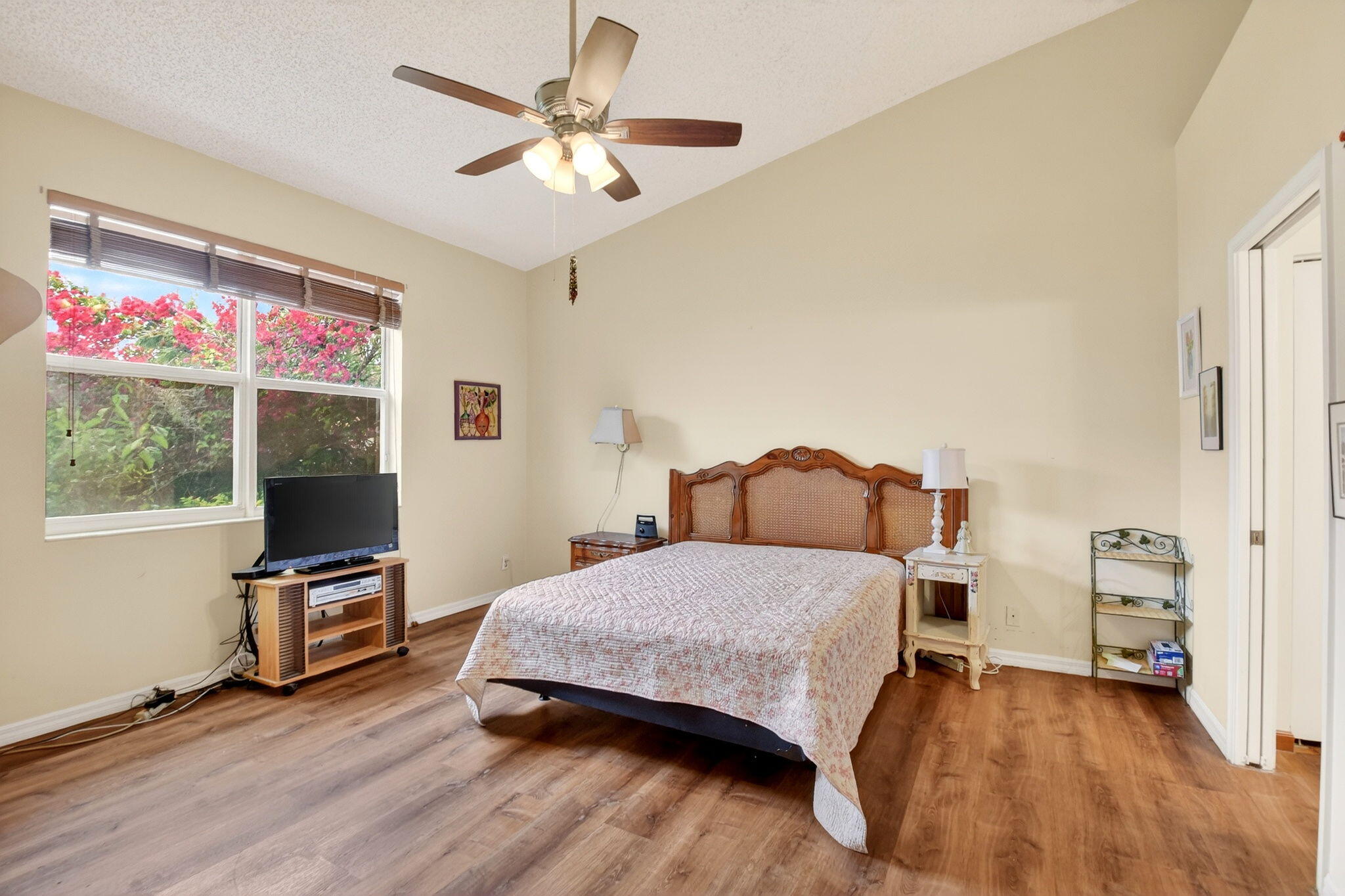 FLORAL LAKES PH 3 AND 4 - Residential