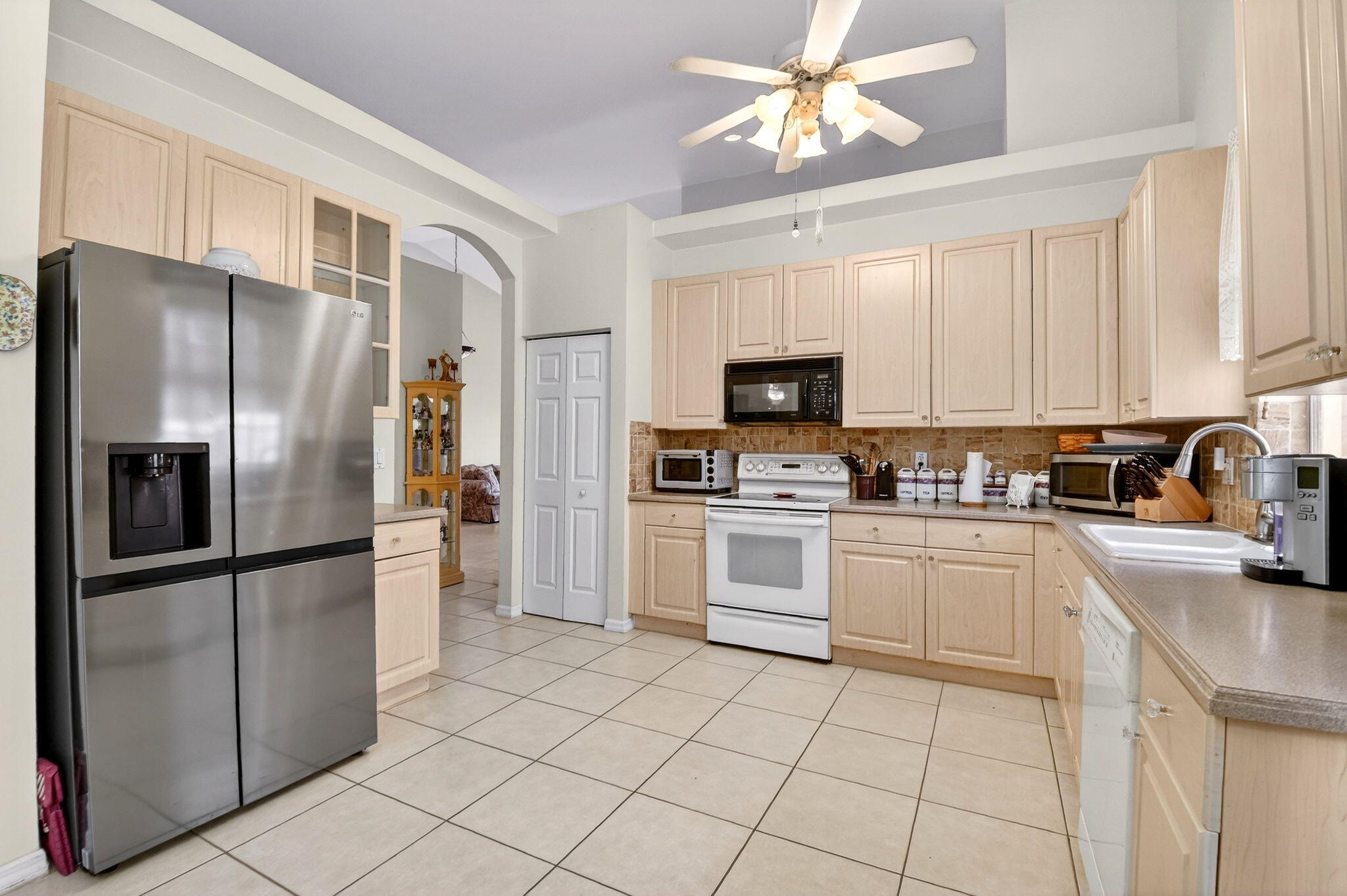 FLORAL LAKES PH 3 AND 4 - Residential