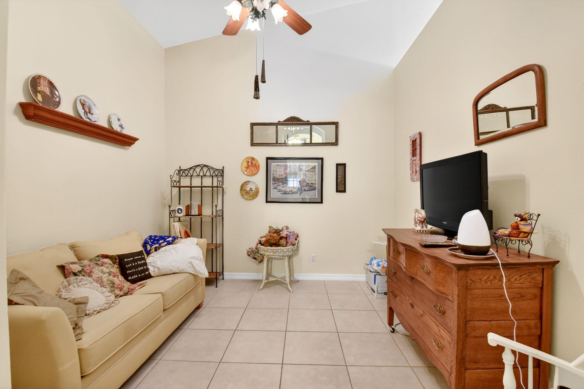 FLORAL LAKES PH 3 AND 4 - Residential