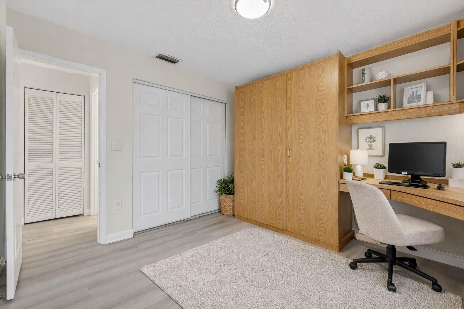 Lakeview Drive Sub - Residential