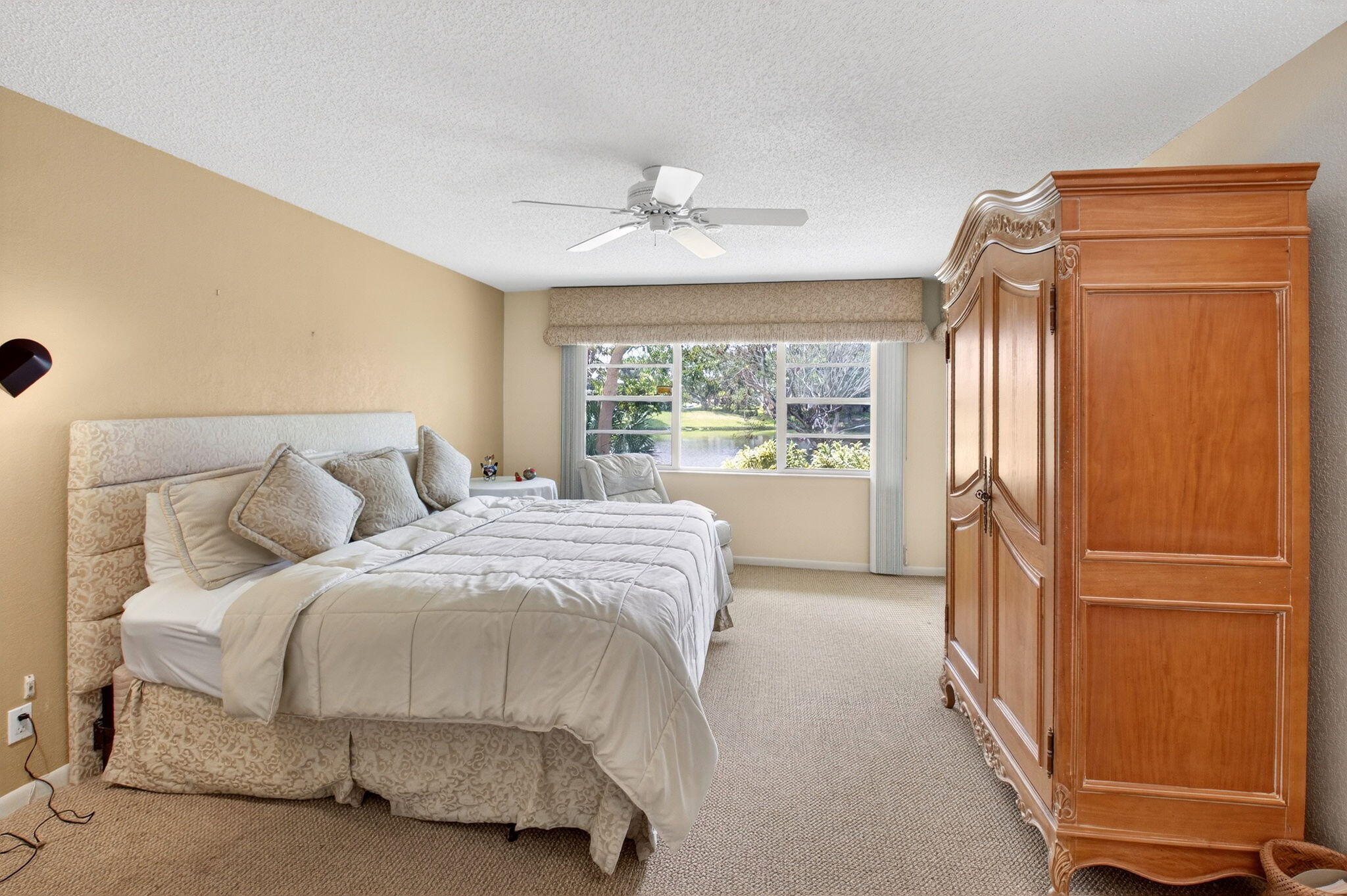 EASTGATE AT HUNTERS RUN CONDO - Residential