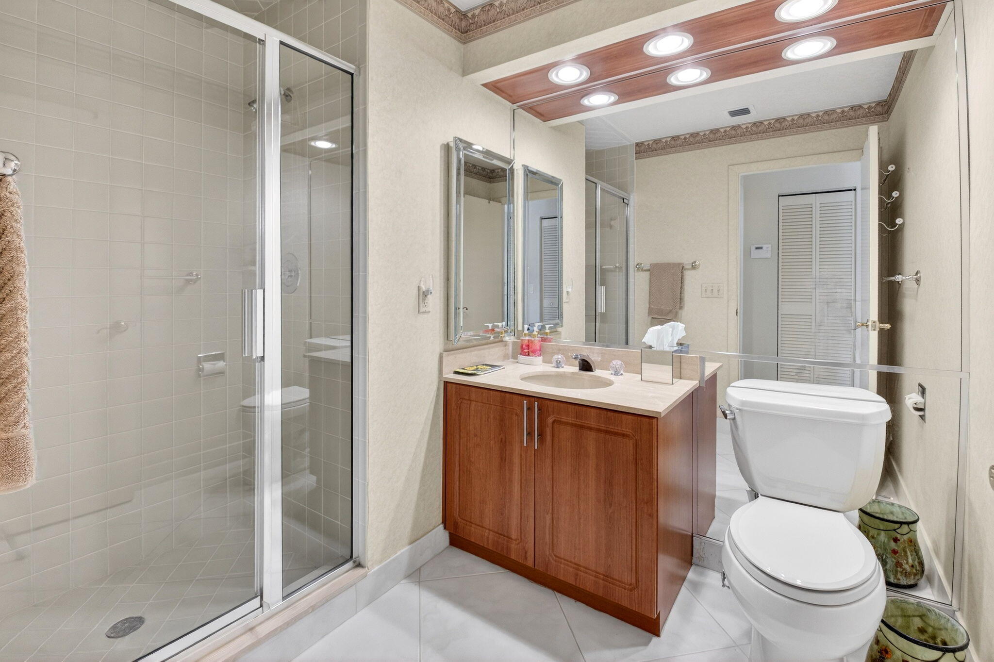 EASTGATE AT HUNTERS RUN CONDO - Residential