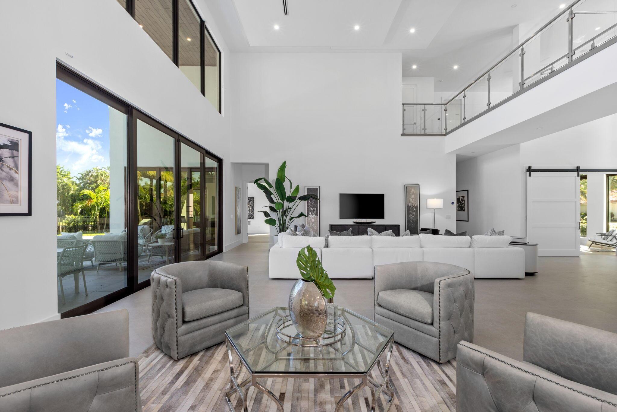 HAMPTONS - Residential