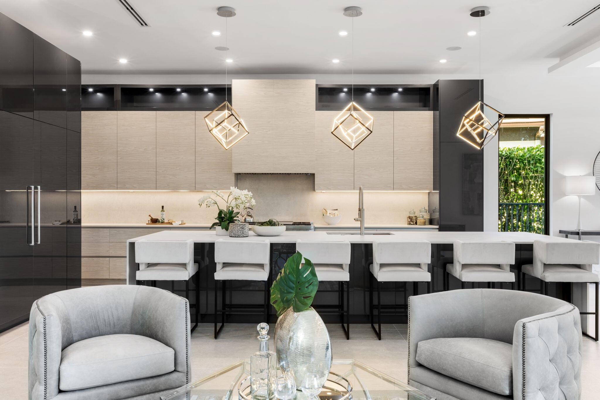 HAMPTONS - Residential