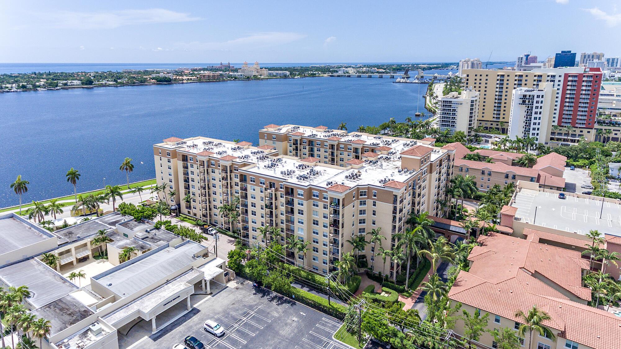 Beautiful, spacious 2/1 corner apartment. Unit has stainless steel appliances and comes with a storage unit (4.5'x2' 10''x7'') and 1 covered parking space. Located in a premier location within Flagler Pointe's main tower, views of the intracoastal from your private balcony, living room and both bedrooms. 24/7 concierge, wi-fi and 24 hour security. Flagler Pointe is a fantastic gated waterfront community resting on Flagler Drive, right on the intracoastal. A convenient location, just a few minutes away from the Beach, Cityplace, Clematis St. Kravis ctr, Convention ctr, Worth Ave, The Four Arts and Palm Beach Island! Amenities include resort style pool, spa, fitness center ,entertainment room, business center, bbq area and sauna! This amazing rental opportunity could be yours!