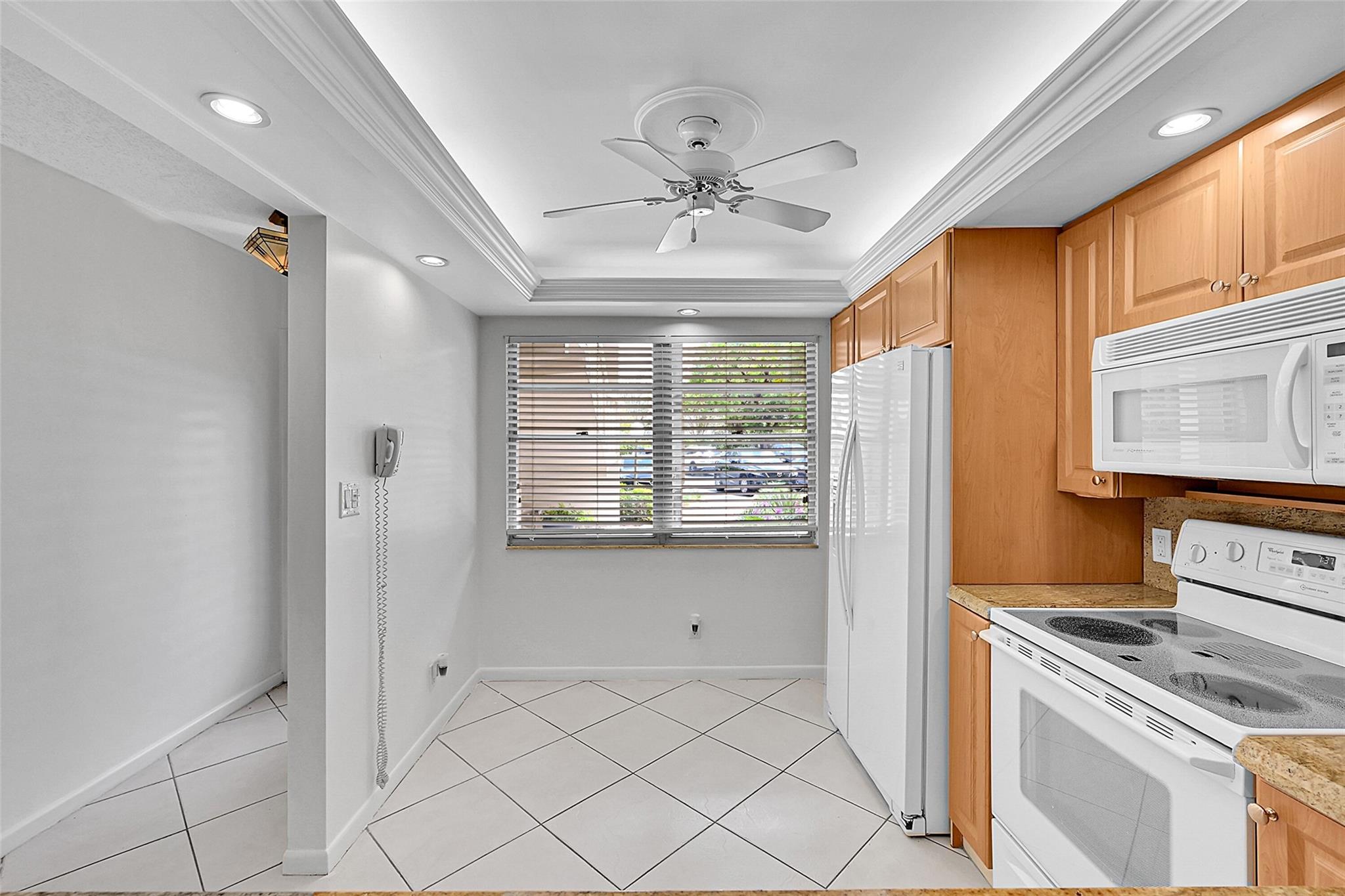 4701 Martinique Dr K1