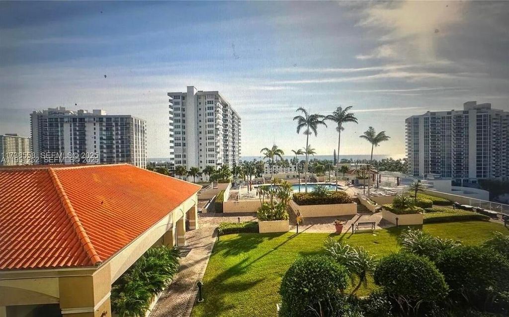 Photo of 3020 NE 32nd Avenue #817, Fort Lauderdale, FL 33308 (MLS # B26040807)