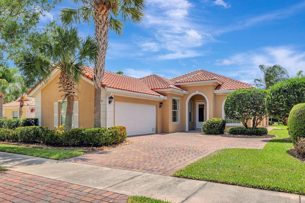 Photo of 11237 SW Northland Drive, Port Saint Lucie, FL 34987 (MLS # R10979335)