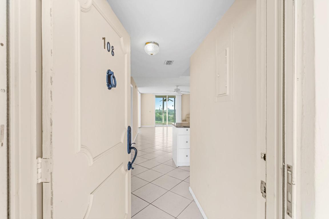 BOCA TEECA CONDO 3 - Residential