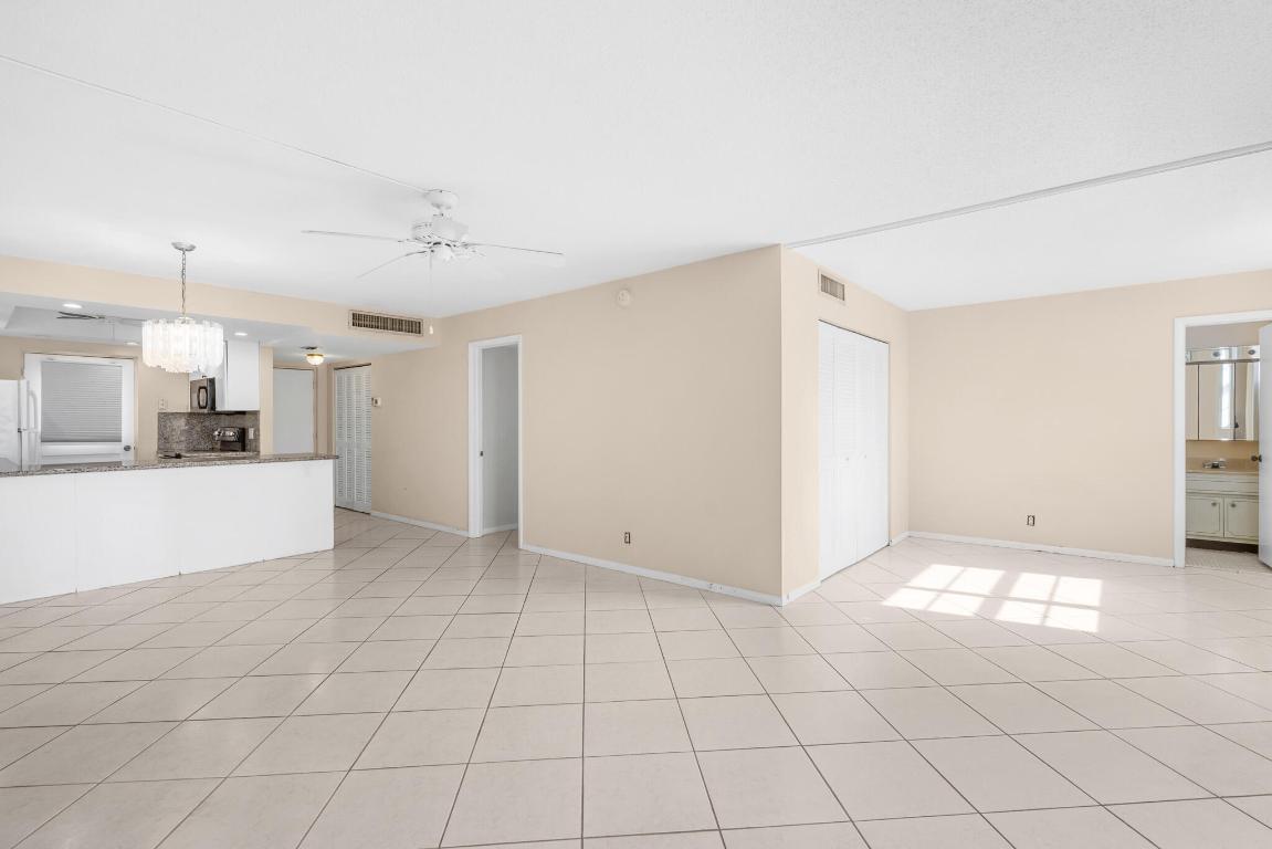 BOCA TEECA CONDO 3 - Residential