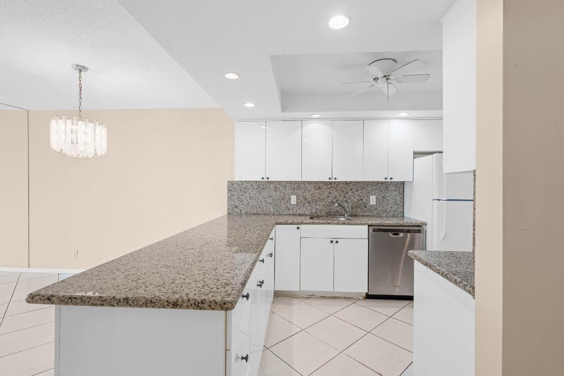 BOCA TEECA CONDO 3 - Residential