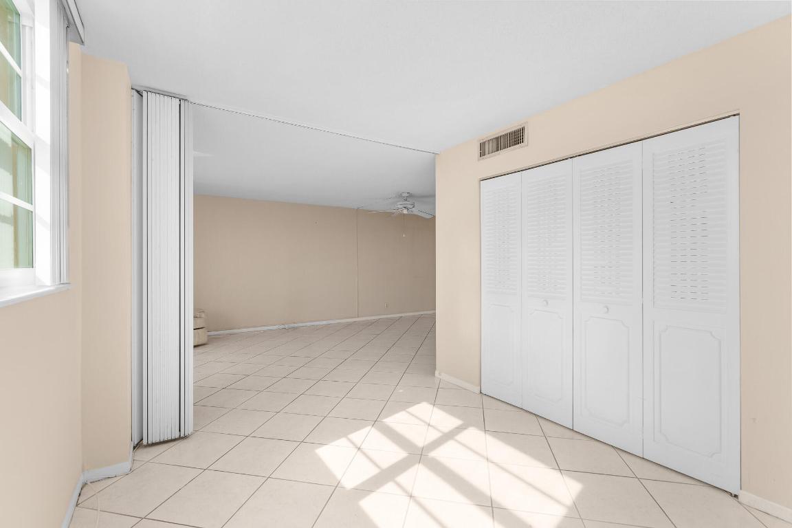 BOCA TEECA CONDO 3 - Residential