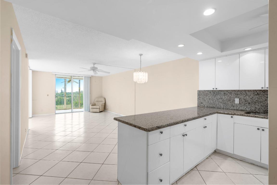 BOCA TEECA CONDO 3 - Residential