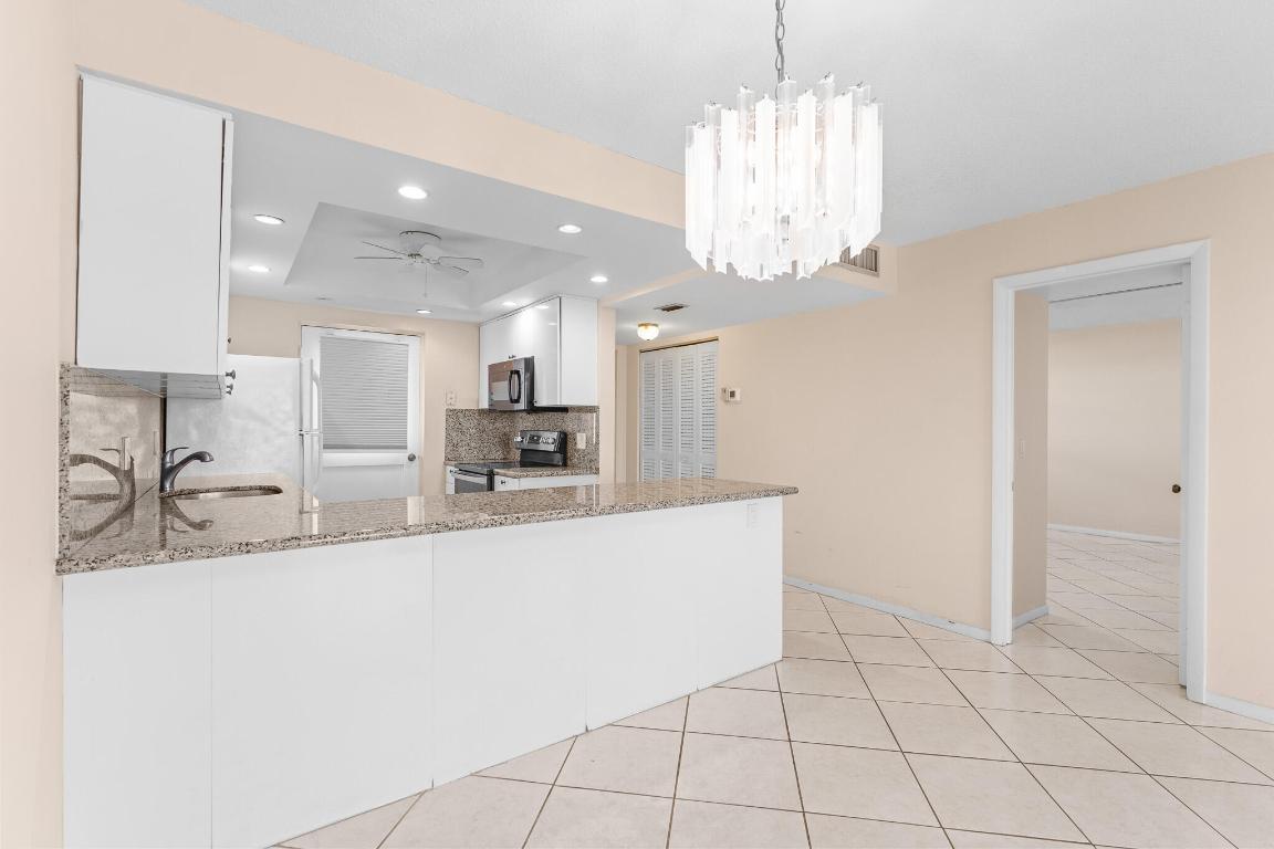 BOCA TEECA CONDO 3 - Residential