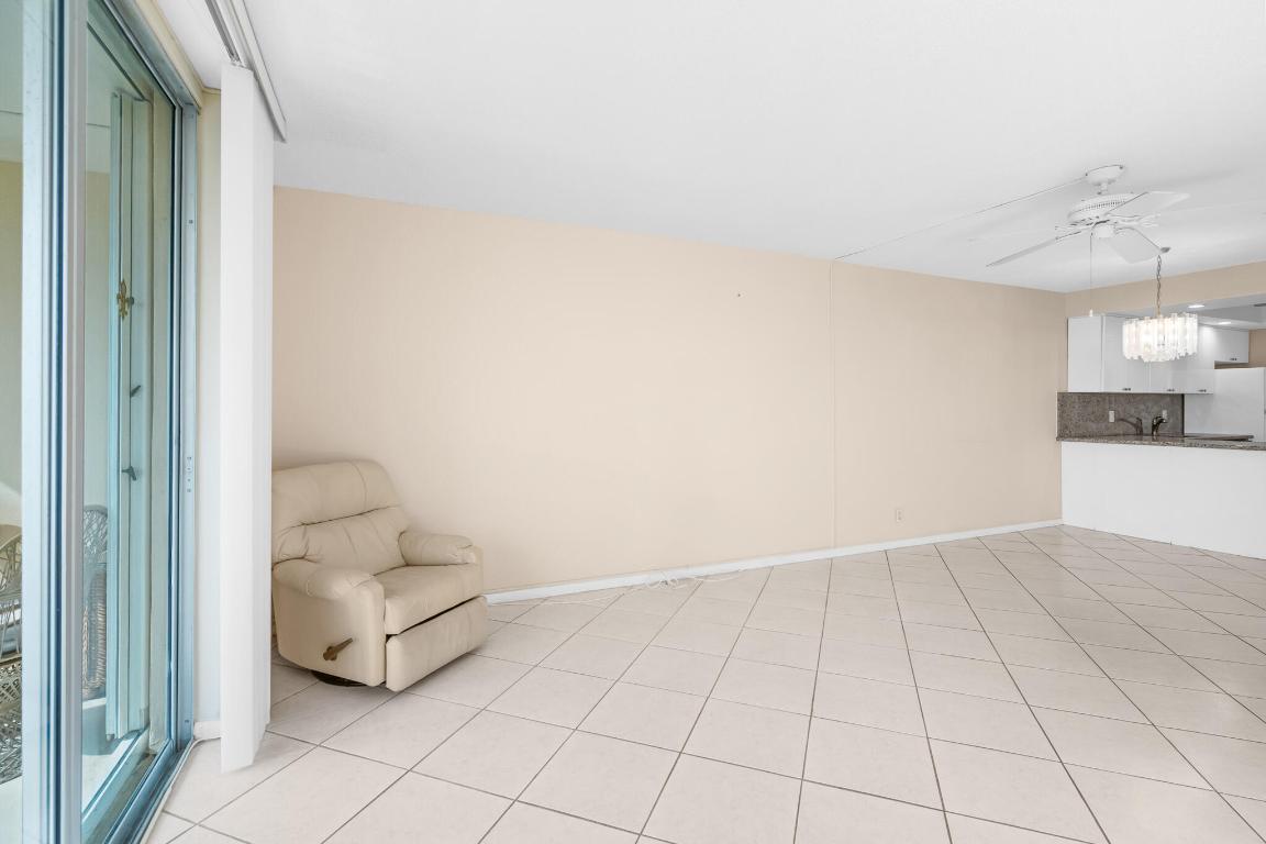 BOCA TEECA CONDO 3 - Residential