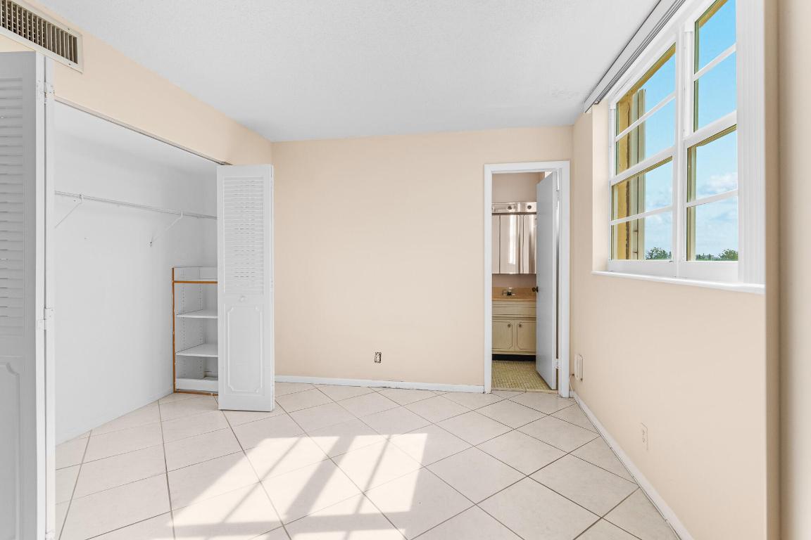 BOCA TEECA CONDO 3 - Residential