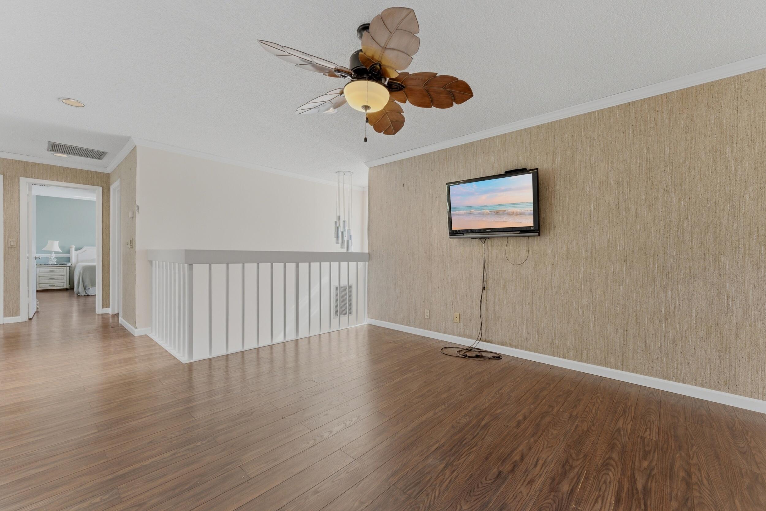 IRONWOOD IN MARINER SANDS - Residential