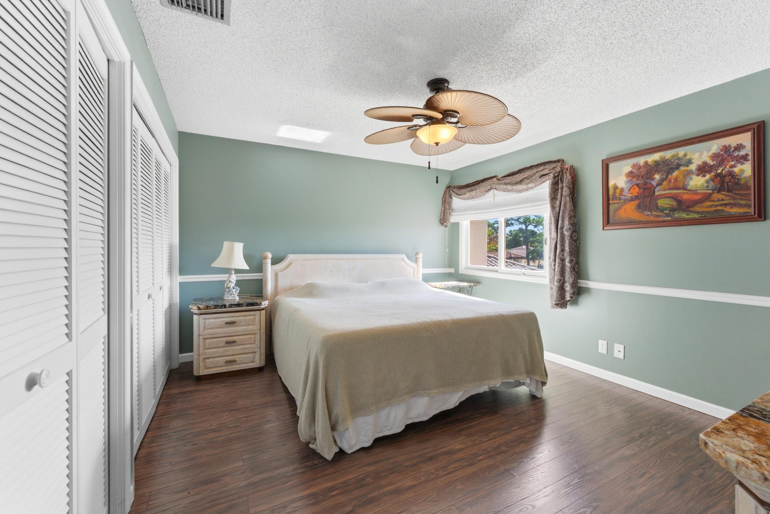 IRONWOOD IN MARINER SANDS - Residential