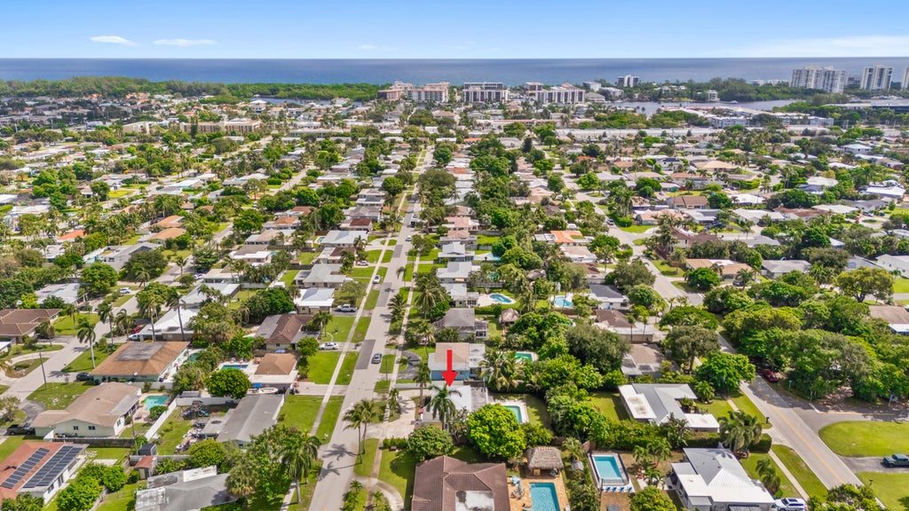 Photo of 214 NE 28TH Road, Boca Raton, FL 33431 (MLS # B26088341)