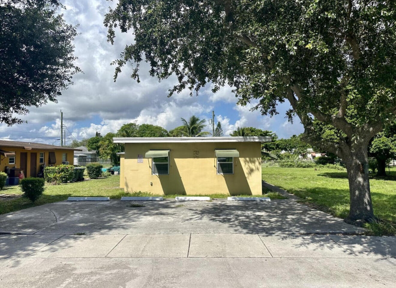 ATLANTIC GARDENS DELRAY - Residential Lease