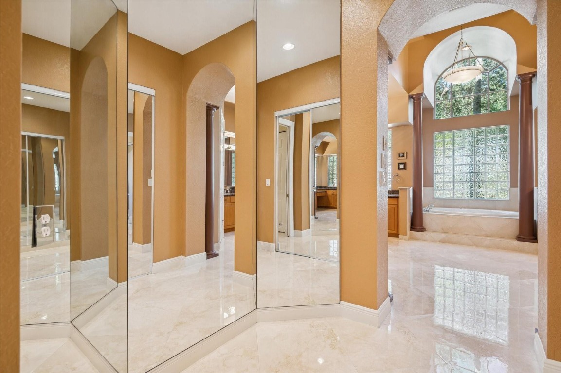 Buckram Oak Farm 150-37 B - Residential