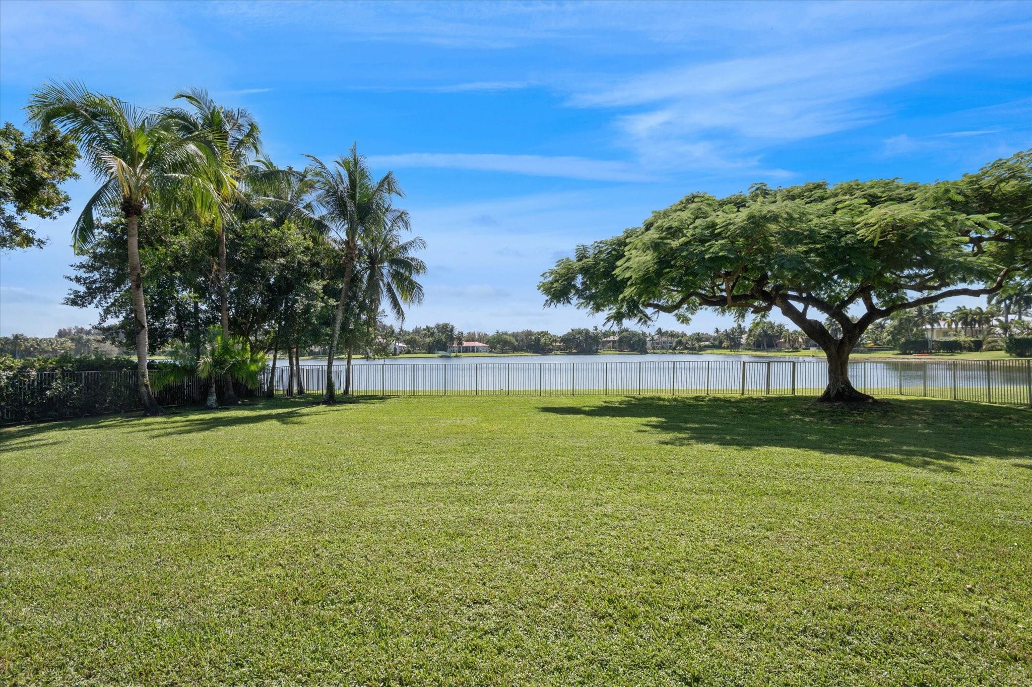 Buckram Oak Farm 150-37 B - Residential