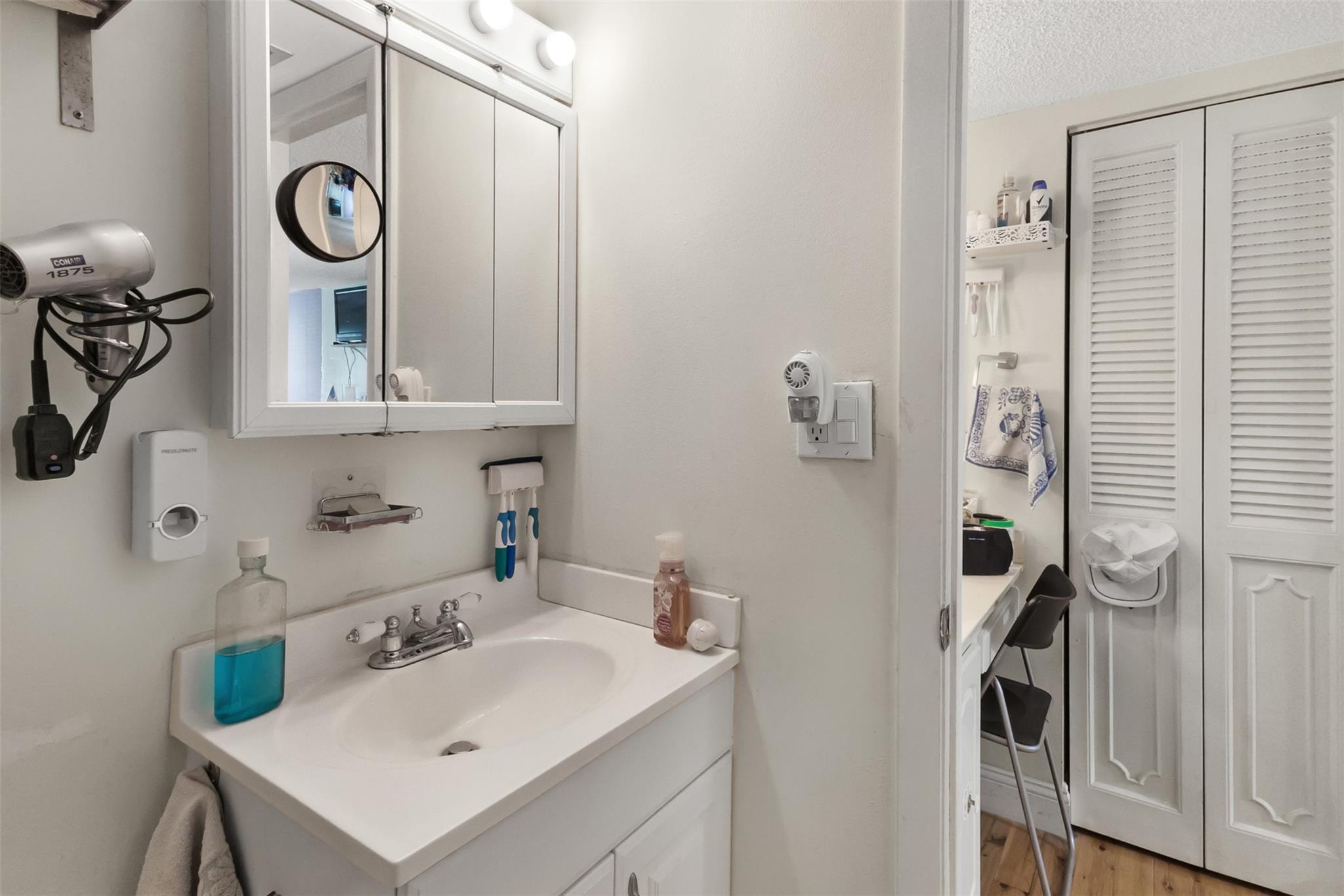 18th Hole at Inverrary - Residential