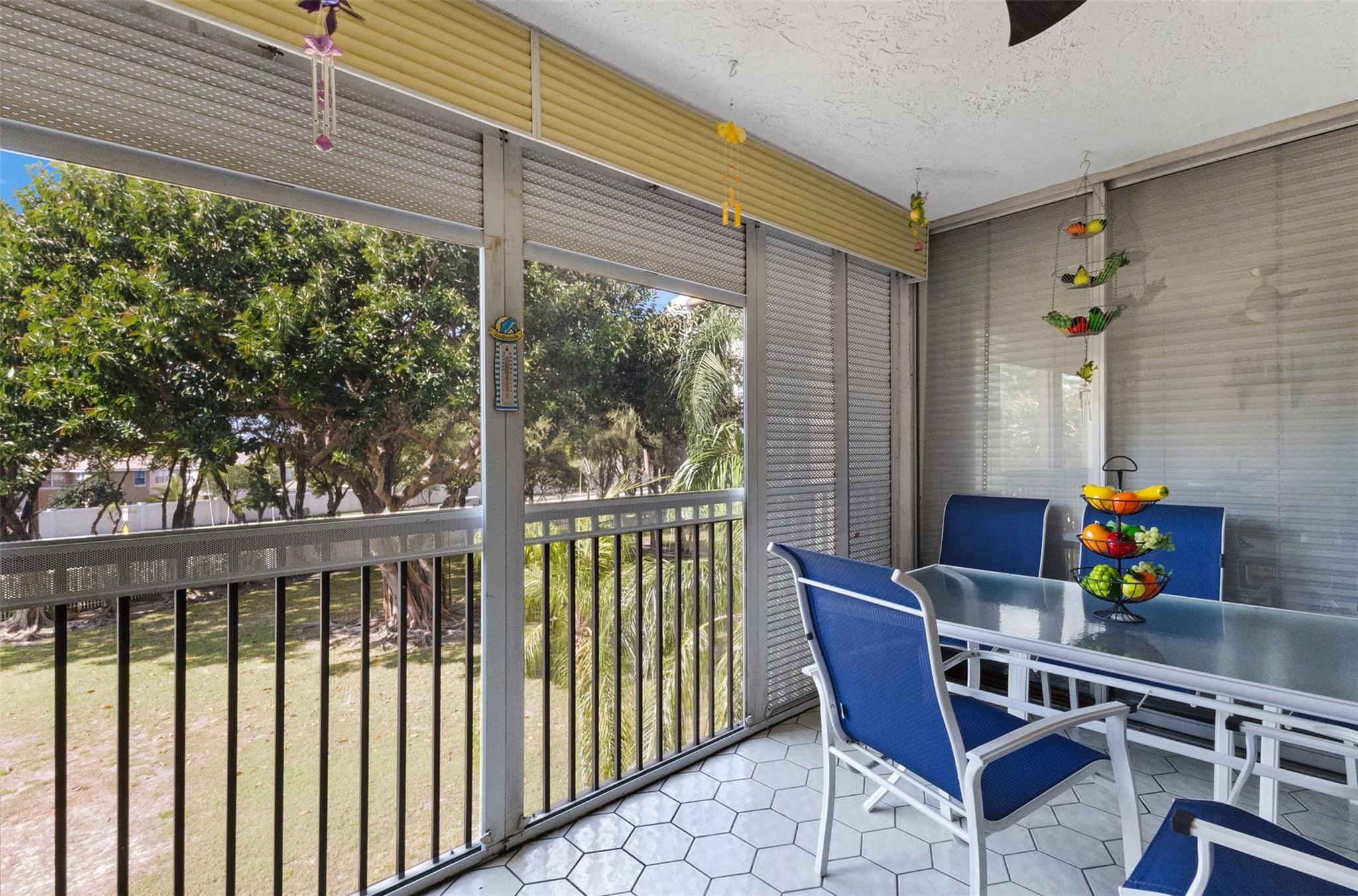 18th Hole at Inverrary - Residential