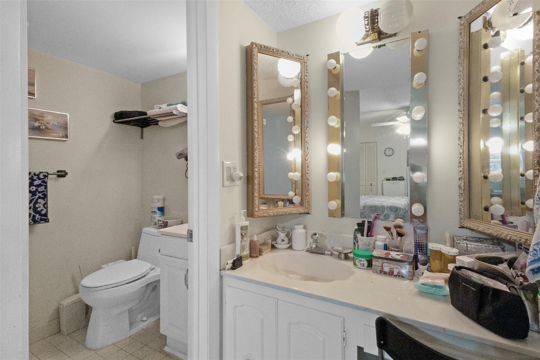 18th Hole at Inverrary - Residential