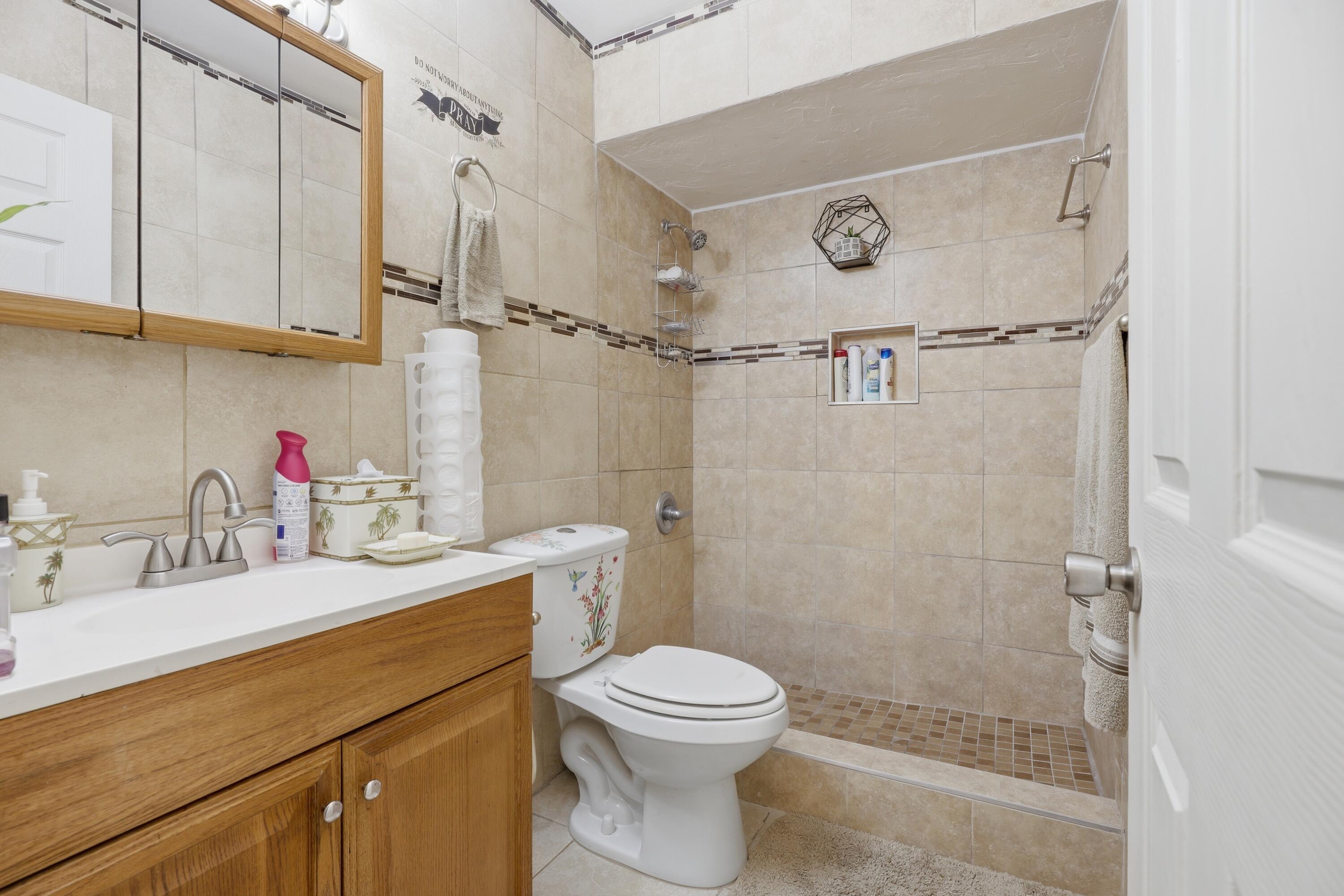 FOREST HILL GARDENS CONDO - Residential