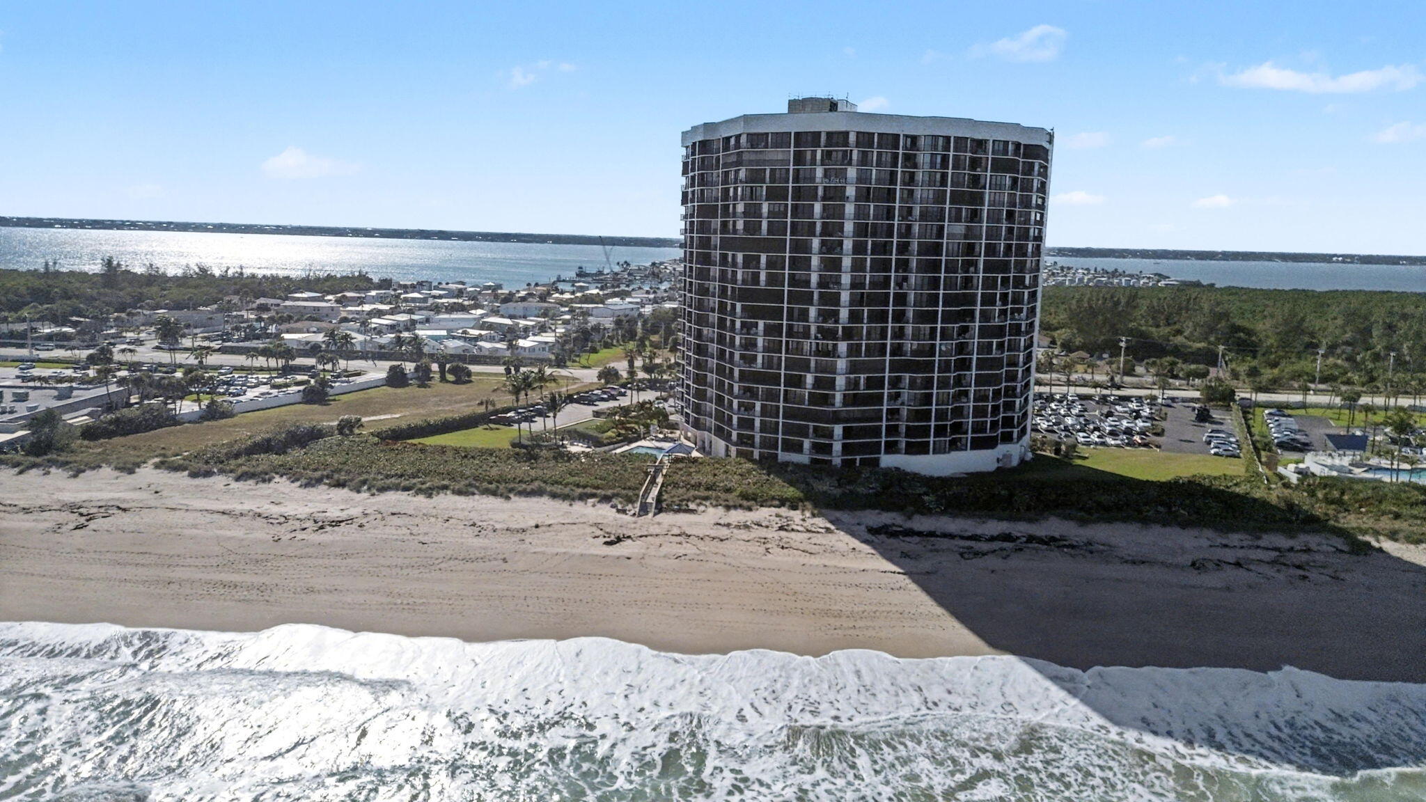 PRINCESS OF HUTCHINSON ISLAND - Residential